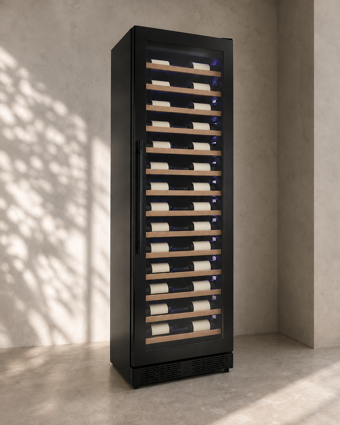 VINELOR Reserva 67 bouteilles | Cave à vin encastrable 1 zone porte noire charnière droite — vue principale premium